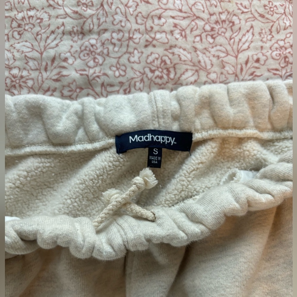 MADHAPPY NEVER WORN SWEATPANTS